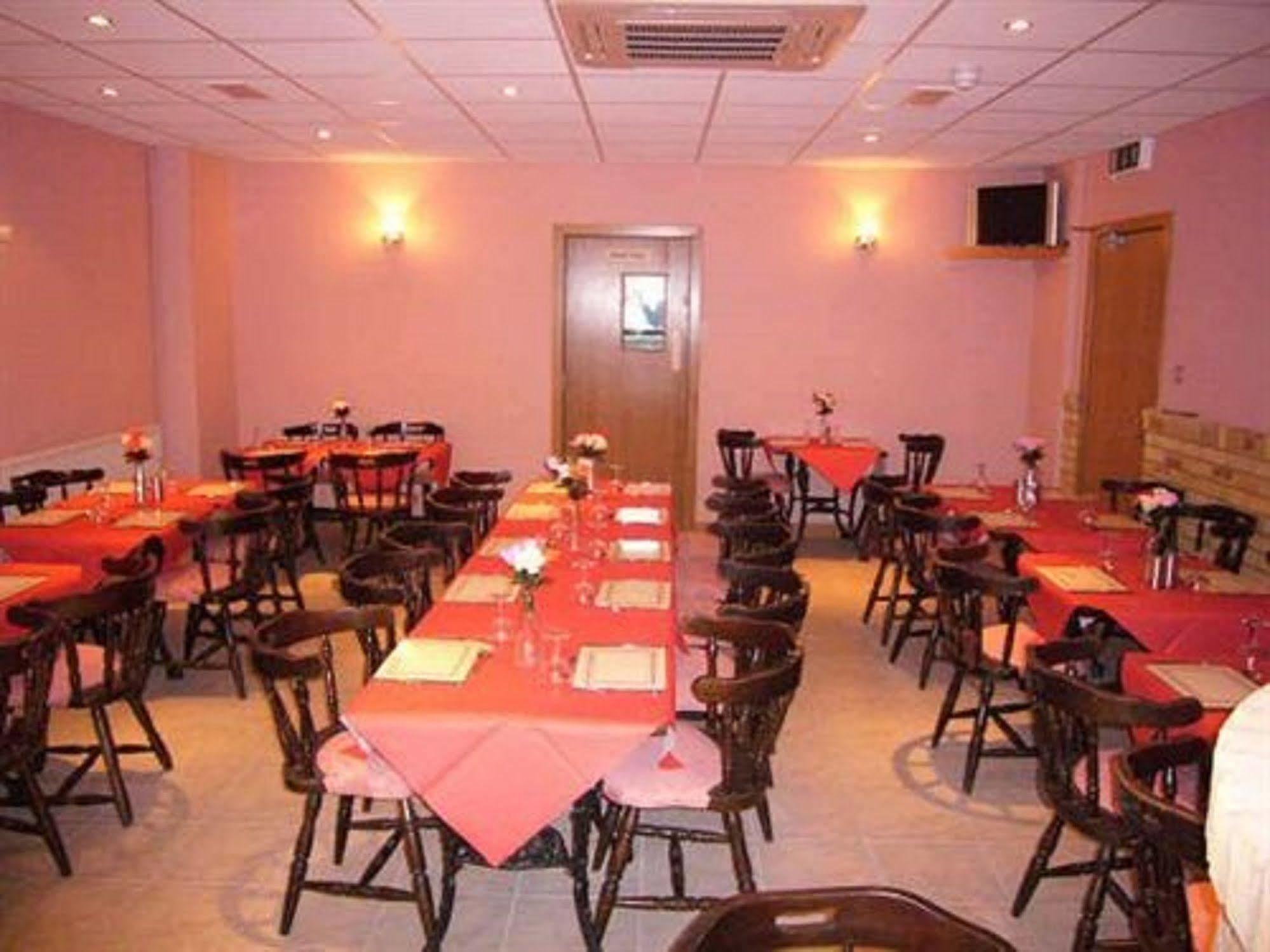Rosemount Hotel Heathrow Hounslow Exterior photo